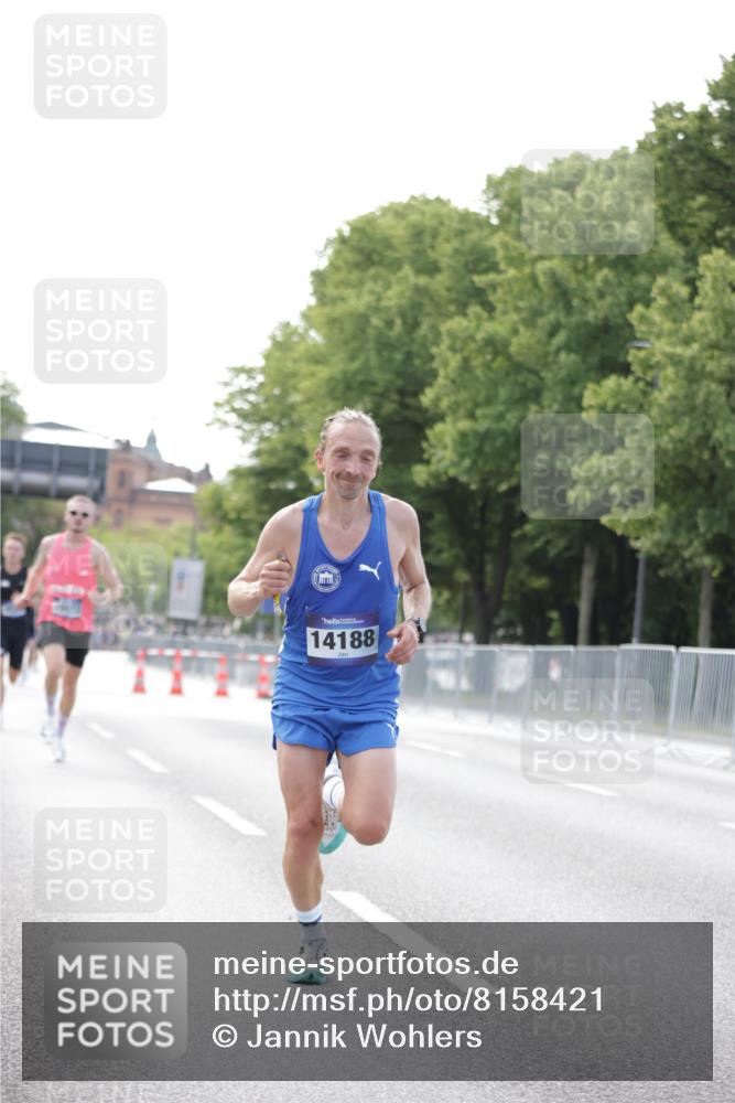 29.06.2025 - hella hamburg halbmarathon Jannik Wohlers http://msf.ph/oto/8158421 29.06.2025 09:38:49 Lombardsbrücke 14188, 16529, 19072 meine-sportfotos.de