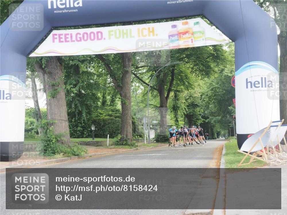 29.06.2025 - hella hamburg halbmarathon KatJ http://msf.ph/oto/8158424 29.06.2025 09:04:52 Zwischen KM18-KM19  meine-sportfotos.de