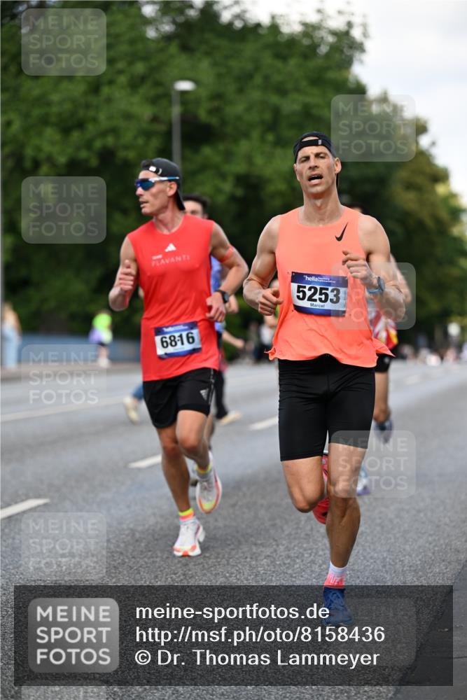29.06.2025 - hella hamburg halbmarathon Dr. Thomas Lammeyer http://msf.ph/oto/8158436 29.06.2025 09:43:41 Kennedybrücke 5253, 6816, 9151, 9447, 9475 meine-sportfotos.de