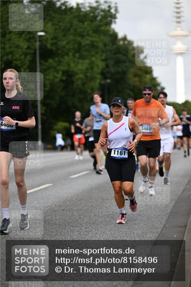 29.06.2025 - hella hamburg halbmarathon Dr. Thomas Lammeyer http://msf.ph/oto/8158496 29.06.2025 10:08:23 Kennedybrücke 1032, 1161, 1355, 1367, 1377, 1674, 2277, 2979, 3413, 3488, 4488, 4951, 5354, 5363, 5365, 5976, 6706, 6709, 7485, 8177, 9526, 10756 meine-sportfotos.de
