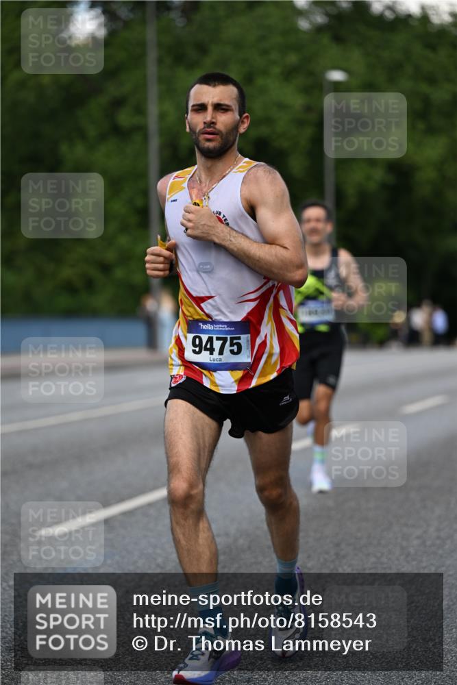 29.06.2025 - hella hamburg halbmarathon Dr. Thomas Lammeyer http://msf.ph/oto/8158543 29.06.2025 09:43:43 Kennedybrücke 5253, 6816, 9151, 9447, 9475 meine-sportfotos.de