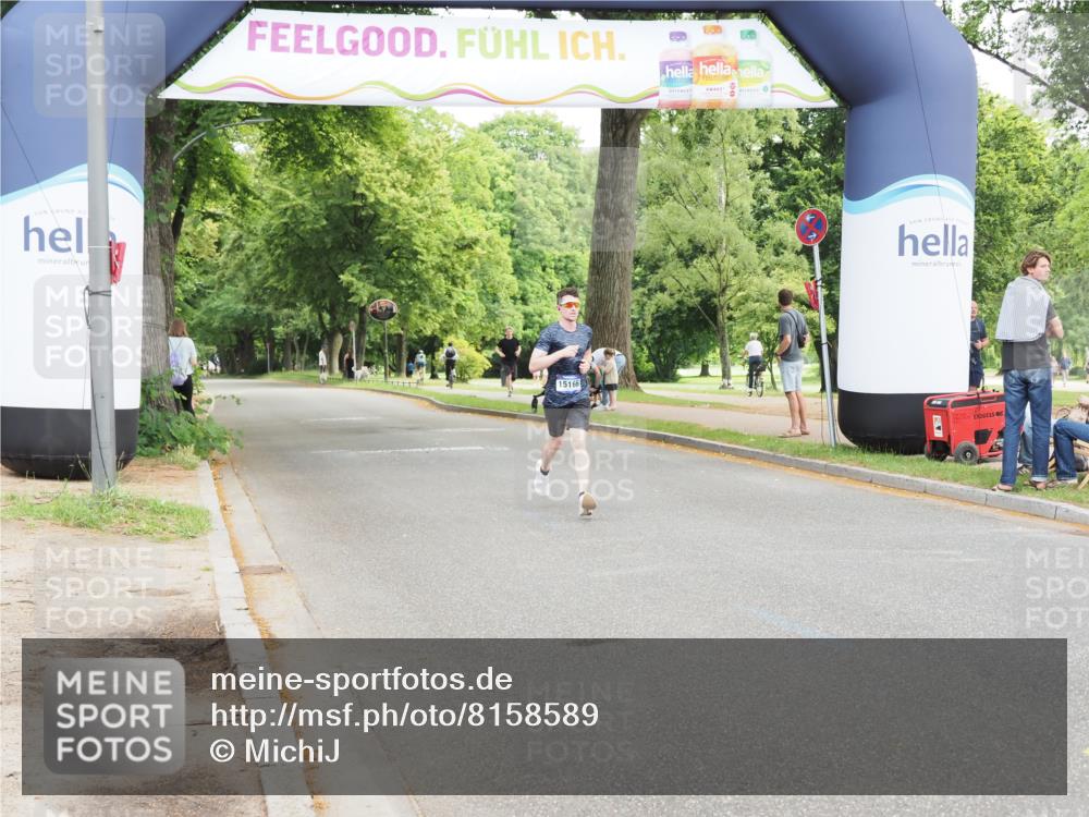 29.06.2025 - hella hamburg halbmarathon MichiJ http://msf.ph/oto/8158589 29.06.2025 10:09:05 Zwischen KM18-KM19 14932, 19072 meine-sportfotos.de