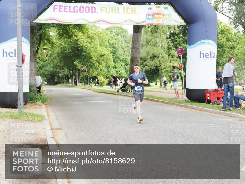 29.06.2025 - hella hamburg halbmarathon MichiJ http://msf.ph/oto/8158629 29.06.2025 10:09:06 Zwischen KM18-KM19 14932 meine-sportfotos.de