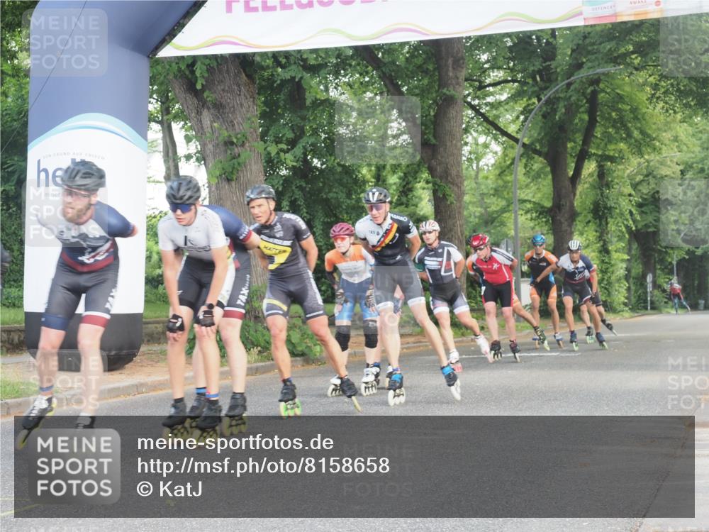 29.06.2025 - hella hamburg halbmarathon KatJ http://msf.ph/oto/8158658 29.06.2025 09:04:56 Zwischen KM18-KM19  meine-sportfotos.de