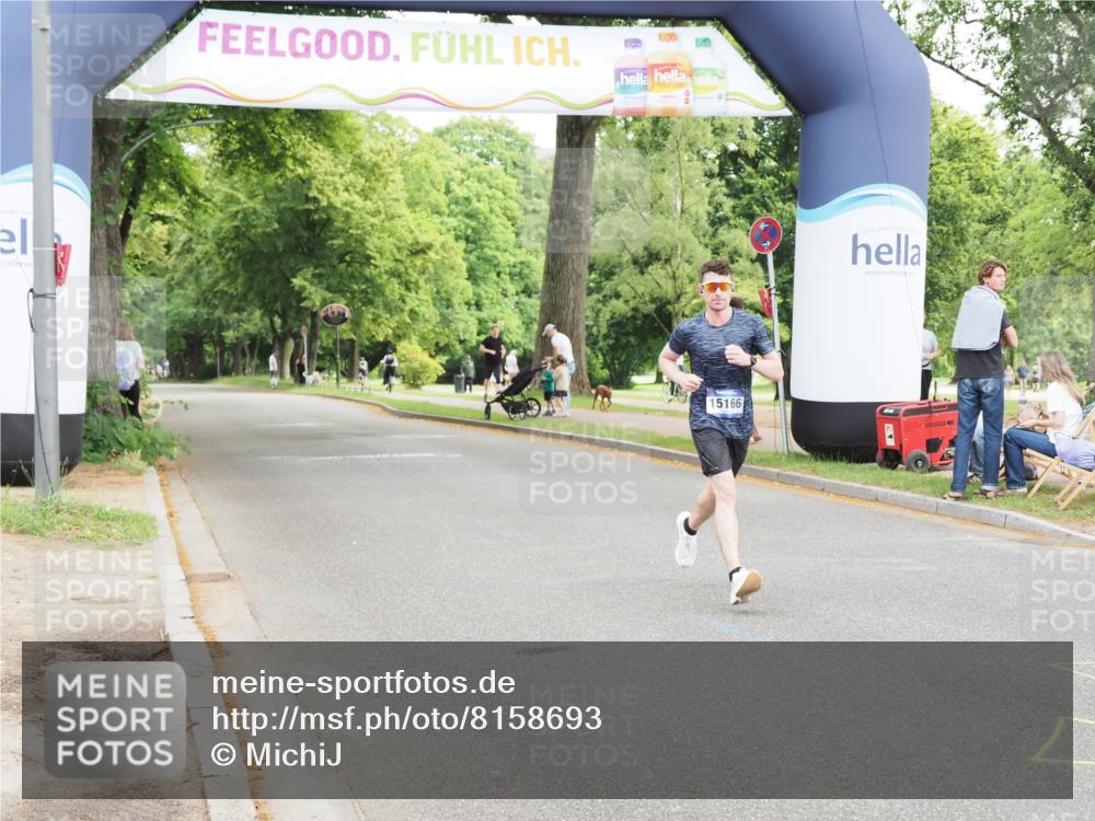 29.06.2025 - hella hamburg halbmarathon MichiJ http://msf.ph/oto/8158693 29.06.2025 10:09:06 Zwischen KM18-KM19 14932 meine-sportfotos.de