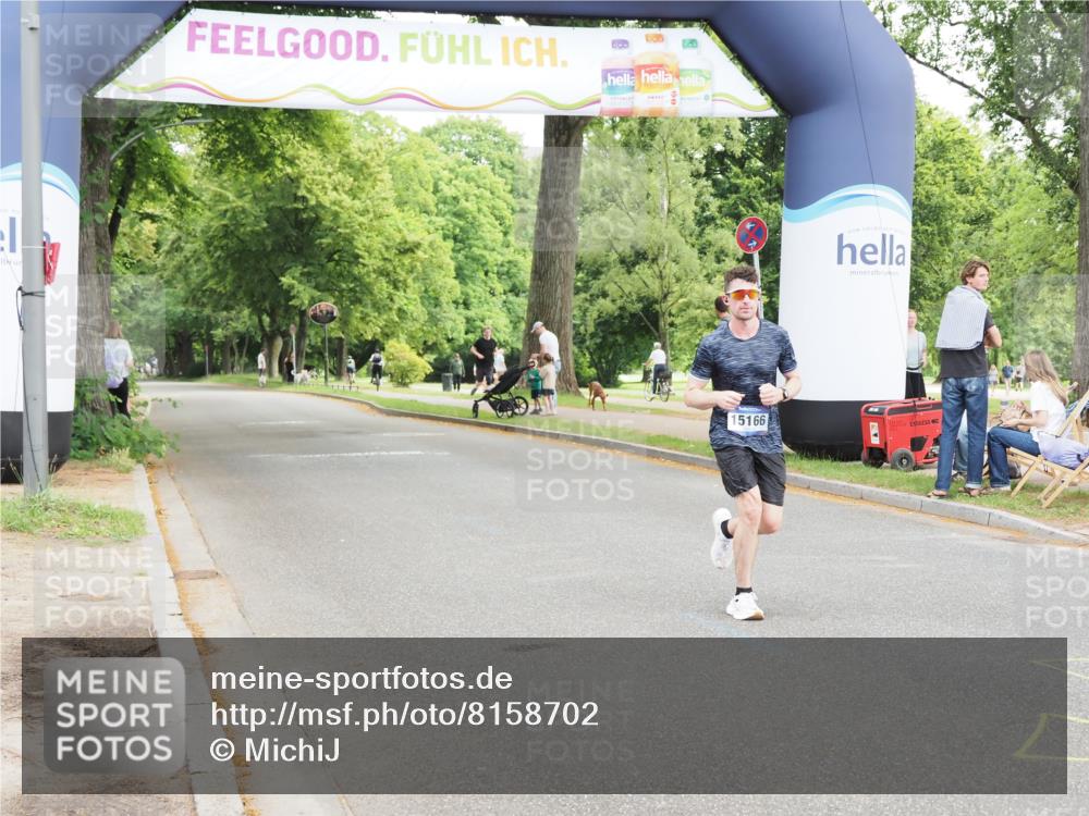 29.06.2025 - hella hamburg halbmarathon MichiJ http://msf.ph/oto/8158702 29.06.2025 10:09:06 Zwischen KM18-KM19 14932 meine-sportfotos.de