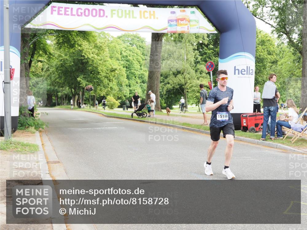 29.06.2025 - hella hamburg halbmarathon MichiJ http://msf.ph/oto/8158728 29.06.2025 10:09:07 Zwischen KM18-KM19 15166 meine-sportfotos.de