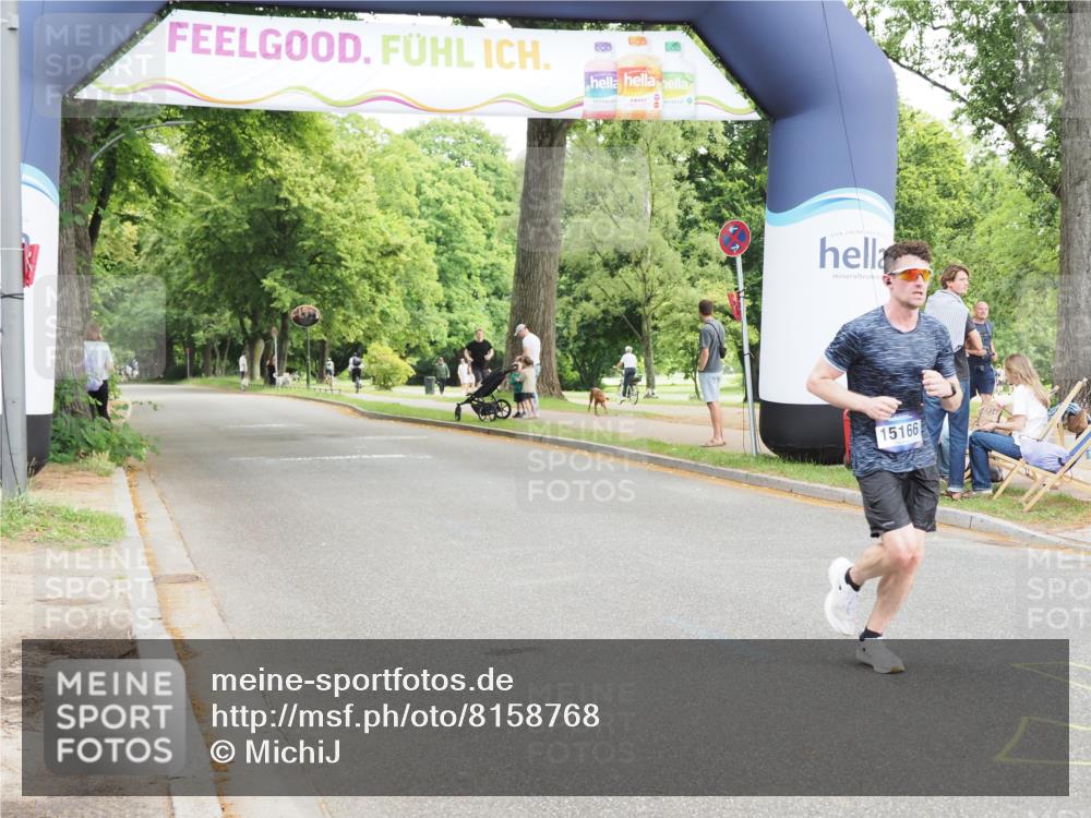 29.06.2025 - hella hamburg halbmarathon MichiJ http://msf.ph/oto/8158768 29.06.2025 10:09:07 Zwischen KM18-KM19 15166 meine-sportfotos.de