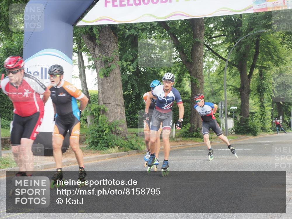 29.06.2025 - hella hamburg halbmarathon KatJ http://msf.ph/oto/8158795 29.06.2025 09:04:57 Zwischen KM18-KM19  meine-sportfotos.de