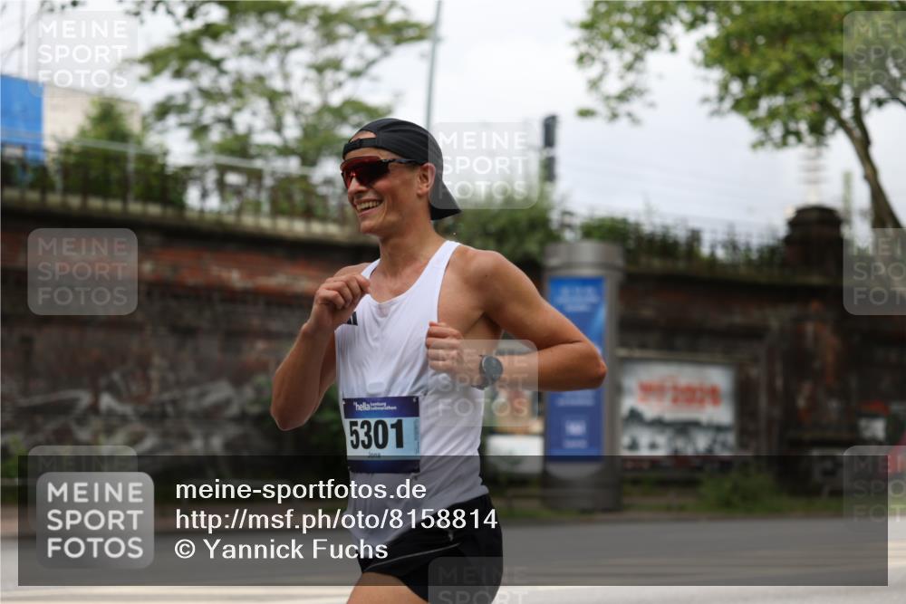 29.06.2025 - hella hamburg halbmarathon Yannick Fuchs http://msf.ph/oto/8158814 29.06.2025 10:19:19 20KM 2459, 5301, 6816, 7331, 7963, 9269, 10234, 10780, 11194, 12360, 13440, 14753, 17614, 18569, 19041 meine-sportfotos.de