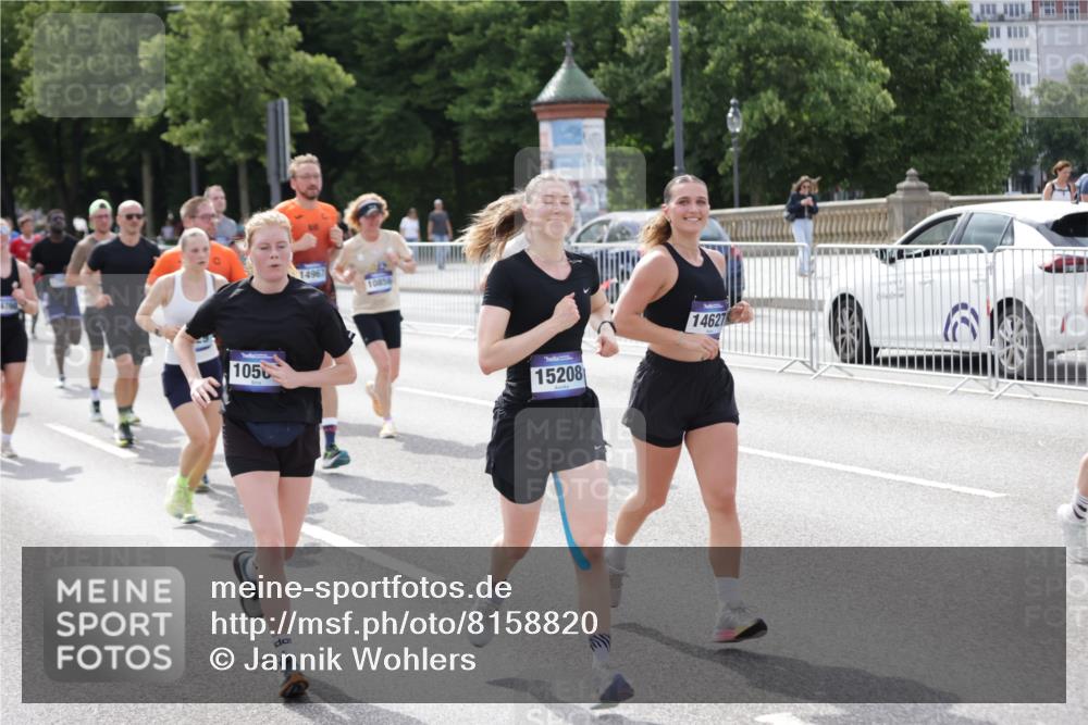 29.06.2025 - hella hamburg halbmarathon Jannik Wohlers http://msf.ph/oto/8158820 29.06.2025 10:18:13 Lombardsbrücke 1234, 1521, 1820, 2703, 2821, 3202, 3529, 3591, 3592, 4123, 4383, 4802, 5049, 5834, 5910, 6332, 6533, 7121, 7160, 7214, 7454, 8341, 8665, 9276, 9505, 9586, 9658, 9748, 10172, 10502, 10687, 10856, 11020, 12347, 12541, 12548, 12552, 12703, 12847, 13193, 13933, 14023, 14247, 14332, 14627, 14760, 14967, 15138, 15208, 15393, 15402, 15436, 15749, 15881, 16209, 16451, 17048, 17283, 17567, 18246, 18336, 18456, 18825 meine-sportfotos.de
