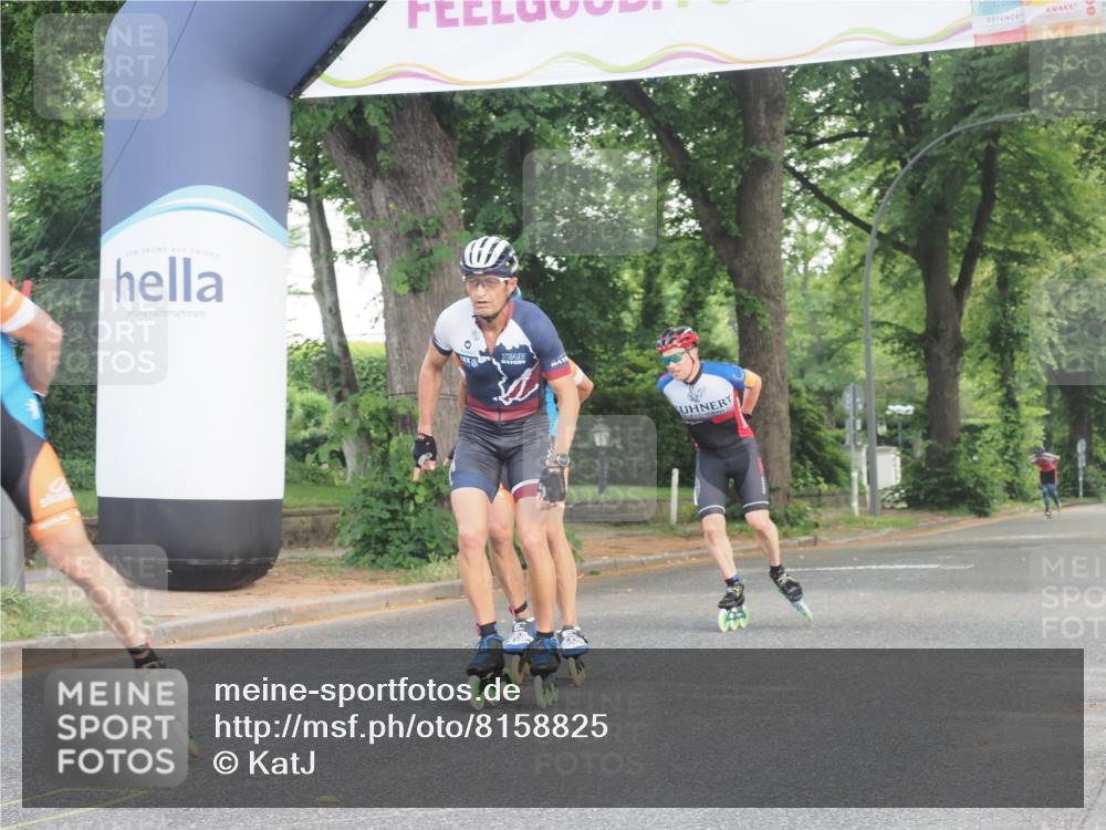 29.06.2025 - hella hamburg halbmarathon KatJ http://msf.ph/oto/8158825 29.06.2025 09:04:57 Zwischen KM18-KM19  meine-sportfotos.de