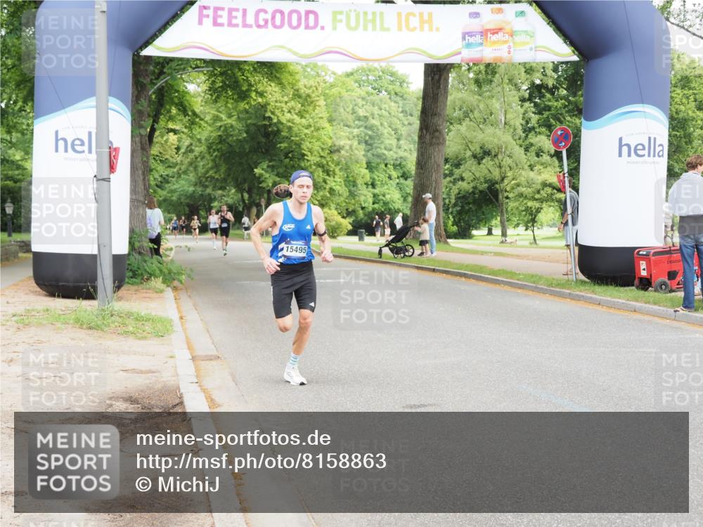 29.06.2025 - hella hamburg halbmarathon MichiJ http://msf.ph/oto/8158863 29.06.2025 10:09:39 Zwischen KM18-KM19  meine-sportfotos.de