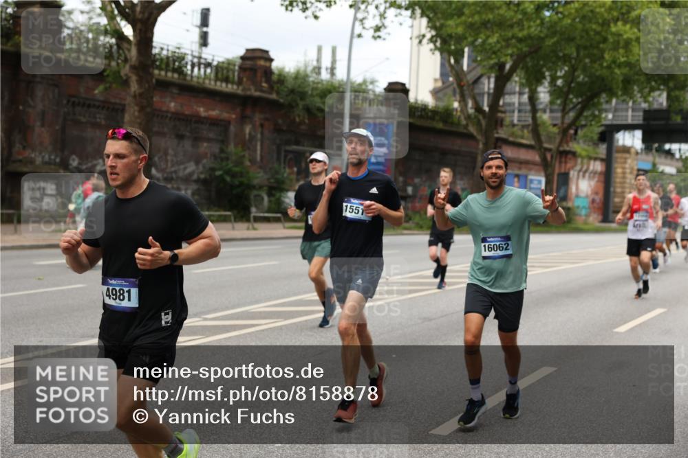 29.06.2025 - hella hamburg halbmarathon Yannick Fuchs http://msf.ph/oto/8158878 29.06.2025 10:38:39 20KM 1057, 1220, 1391, 1415, 1468, 1558, 1782, 1902, 1941, 2365, 2402, 2415, 2816, 3004, 3021, 3305, 3907, 4310, 4425, 4981, 4991, 4999, 5231, 5275, 5476, 5624, 5884, 6490, 6903, 7005, 7191, 7322, 8063, 8722, 9081, 9159, 9374, 9444, 9633, 10193, 10596, 10669, 10930, 11346, 11469, 12159, 12554, 12711, 12966, 13123, 13421, 13996, 14667, 14798, 14816, 15185, 15225, 15233, 15280, 15512, 15862, 16062, 16224, 16316, 16506, 16893, 17097, 17251, 17729, 17748, 18560, 18806, 19207 meine-sportfotos.de