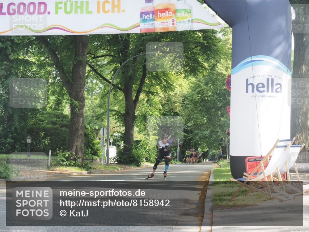 29.06.2025 - hella hamburg halbmarathon KatJ http://msf.ph/oto/8158942 29.06.2025 09:06:11 Zwischen KM18-KM19  meine-sportfotos.de