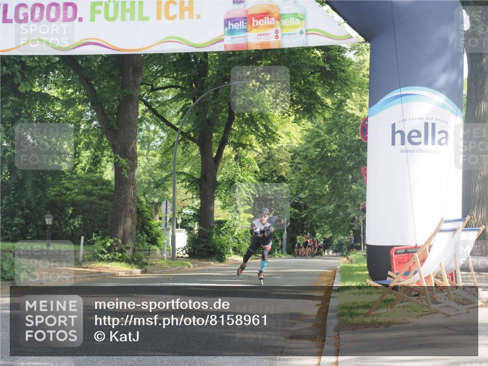 29.06.2025 - hella hamburg halbmarathon KatJ http://msf.ph/oto/8158961 29.06.2025 09:06:12 Zwischen KM18-KM19  meine-sportfotos.de