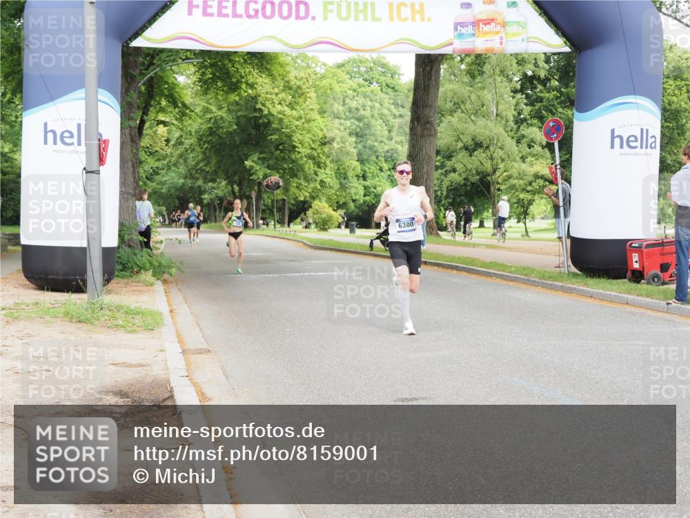 29.06.2025 - hella hamburg halbmarathon MichiJ http://msf.ph/oto/8159001 29.06.2025 10:09:48 Zwischen KM18-KM19 11342, 15495 meine-sportfotos.de
