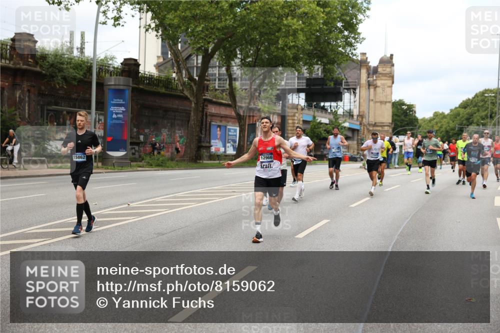 29.06.2025 - hella hamburg halbmarathon Yannick Fuchs http://msf.ph/oto/8159062 29.06.2025 10:38:40 20KM 1057, 1220, 1391, 1415, 1468, 1558, 1782, 1902, 1941, 2365, 2402, 2415, 2816, 3004, 3021, 3305, 3907, 4310, 4425, 4981, 4991, 4999, 5231, 5275, 5476, 5624, 5884, 6490, 6903, 7005, 7191, 7322, 8063, 8722, 9159, 9374, 9444, 9633, 10193, 10596, 10669, 10930, 11346, 11469, 12159, 12554, 12711, 12966, 13123, 13421, 13996, 14667, 14798, 14816, 15185, 15225, 15233, 15280, 15512, 15862, 16062, 16224, 16316, 16506, 16893, 17097, 17251, 17729, 17748, 18560, 18806, 19207 meine-sportfotos.de