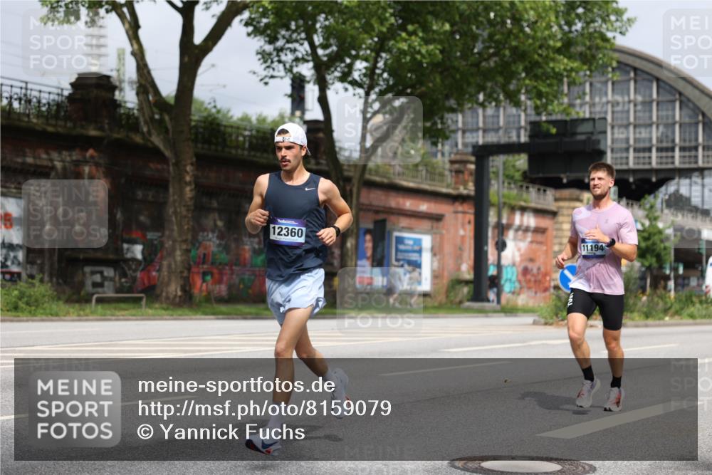 29.06.2025 - hella hamburg halbmarathon Yannick Fuchs http://msf.ph/oto/8159079 29.06.2025 10:19:29 20KM 2459, 6816, 7331, 7855, 7963, 9269, 10234, 11194, 11678, 12360, 14753, 17614, 18569, 19041 meine-sportfotos.de