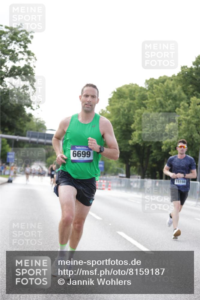 29.06.2025 - hella hamburg halbmarathon Jannik Wohlers http://msf.ph/oto/8159187 29.06.2025 09:39:04 Lombardsbrücke 4524, 6699, 13016, 14188, 14932, 15166, 16548, 18694, 18848, 19072 meine-sportfotos.de