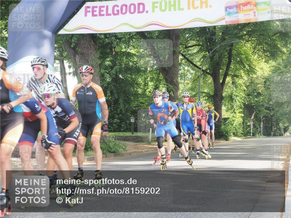 29.06.2025 - hella hamburg halbmarathon KatJ http://msf.ph/oto/8159202 29.06.2025 09:06:20 Zwischen KM18-KM19  meine-sportfotos.de