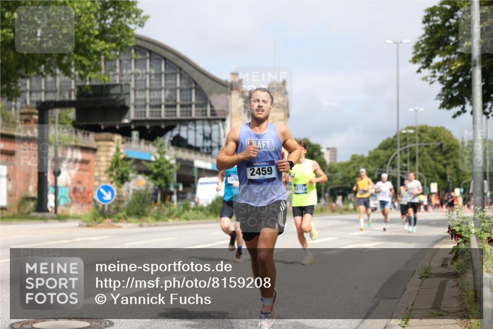 29.06.2025 - hella hamburg halbmarathon Yannick Fuchs http://msf.ph/oto/8159208 29.06.2025 10:19:35 20KM 2459, 5612, 7331, 7855, 9269, 10234, 11194, 11678, 14753, 17614, 18569, 18695, 19041 meine-sportfotos.de