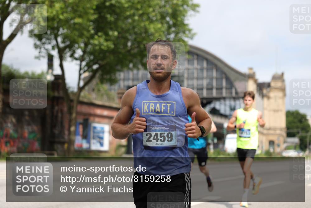 29.06.2025 - hella hamburg halbmarathon Yannick Fuchs http://msf.ph/oto/8159258 29.06.2025 10:19:36 20KM 2459, 5612, 7331, 7855, 9269, 10234, 11678, 14753, 17614, 18569, 18695, 19041 meine-sportfotos.de