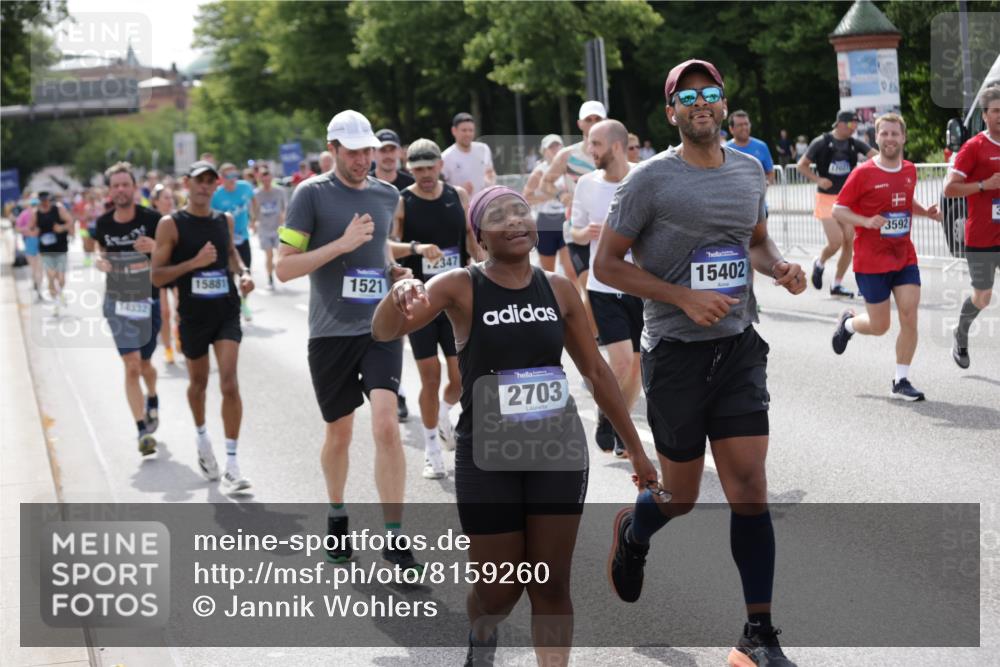 29.06.2025 - hella hamburg halbmarathon Jannik Wohlers http://msf.ph/oto/8159260 29.06.2025 10:18:20 Lombardsbrücke 1349, 1521, 2703, 2781, 2821, 3202, 3529, 3591, 3592, 4383, 4802, 5049, 5264, 5266, 5834, 5910, 6533, 7051, 7121, 7214, 7454, 8665, 9276, 9505, 9549, 10172, 10467, 10502, 10856, 11020, 12239, 12347, 12541, 12548, 12552, 12703, 12890, 14023, 14247, 14294, 14332, 14532, 14627, 14760, 14966, 14967, 15138, 15208, 15402, 15436, 15657, 15749, 15881, 16196, 16451, 17027, 17030, 17052, 17490, 17567, 18246, 18336, 18456 meine-sportfotos.de