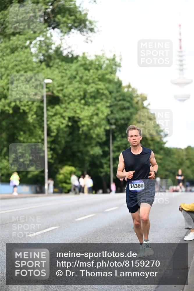 29.06.2025 - hella hamburg halbmarathon Dr. Thomas Lammeyer http://msf.ph/oto/8159270 29.06.2025 09:43:56 Kennedybrücke  meine-sportfotos.de