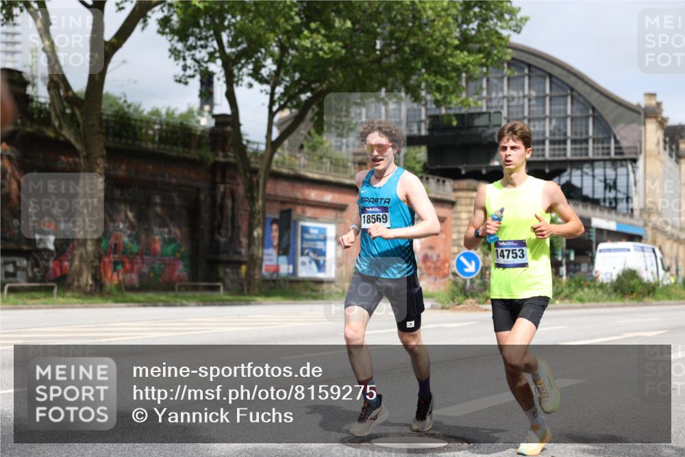 29.06.2025 - hella hamburg halbmarathon Yannick Fuchs http://msf.ph/oto/8159275 29.06.2025 10:19:37 20KM 2459, 5612, 7331, 7855, 9269, 11678, 14506, 14753, 17614, 18569, 18695, 19041 meine-sportfotos.de
