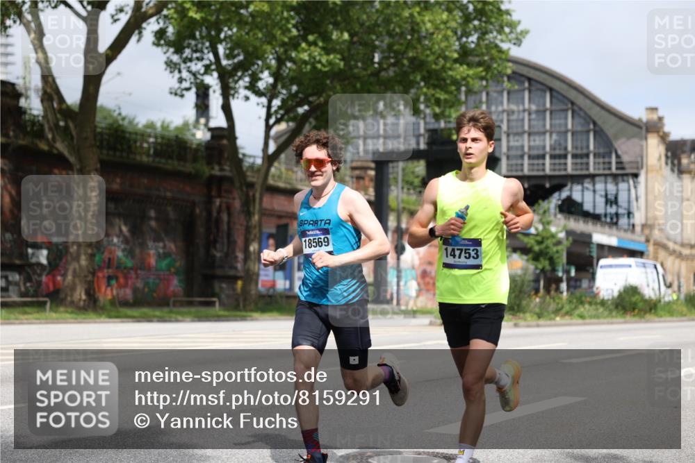 29.06.2025 - hella hamburg halbmarathon Yannick Fuchs http://msf.ph/oto/8159291 29.06.2025 10:19:37 20KM 2459, 5612, 7331, 7855, 9269, 11678, 14506, 14753, 17614, 18569, 18695, 19041 meine-sportfotos.de