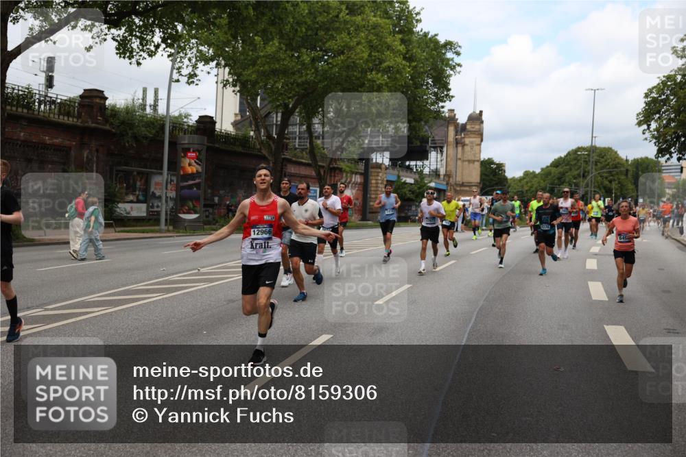 29.06.2025 - hella hamburg halbmarathon Yannick Fuchs http://msf.ph/oto/8159306 29.06.2025 10:38:42 20KM 1057, 1220, 1391, 1415, 1468, 1558, 1782, 1902, 1941, 2365, 2402, 2415, 2816, 3004, 3021, 3305, 3907, 4310, 4991, 4999, 5231, 5275, 5476, 5624, 5884, 6490, 6903, 7005, 7191, 7322, 8063, 8722, 9159, 9374, 9444, 9633, 10193, 10596, 10930, 11469, 12159, 12554, 12711, 12966, 13123, 13421, 13996, 14351, 14667, 14798, 14816, 15185, 15225, 15233, 15280, 15862, 16316, 16506, 16893, 17097, 17251, 17729, 17748, 18560, 18806, 19207 meine-sportfotos.de