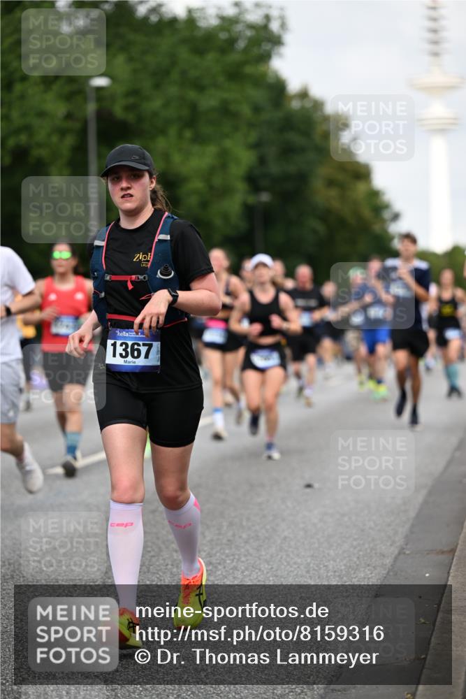 29.06.2025 - hella hamburg halbmarathon Dr. Thomas Lammeyer http://msf.ph/oto/8159316 29.06.2025 10:08:28 Kennedybrücke 1032, 1161, 1355, 1367, 1377, 1674, 2979, 3413, 3488, 4488, 4904, 5354, 5363, 5365, 5976, 6706, 6709, 10213, 10756, 10962 meine-sportfotos.de