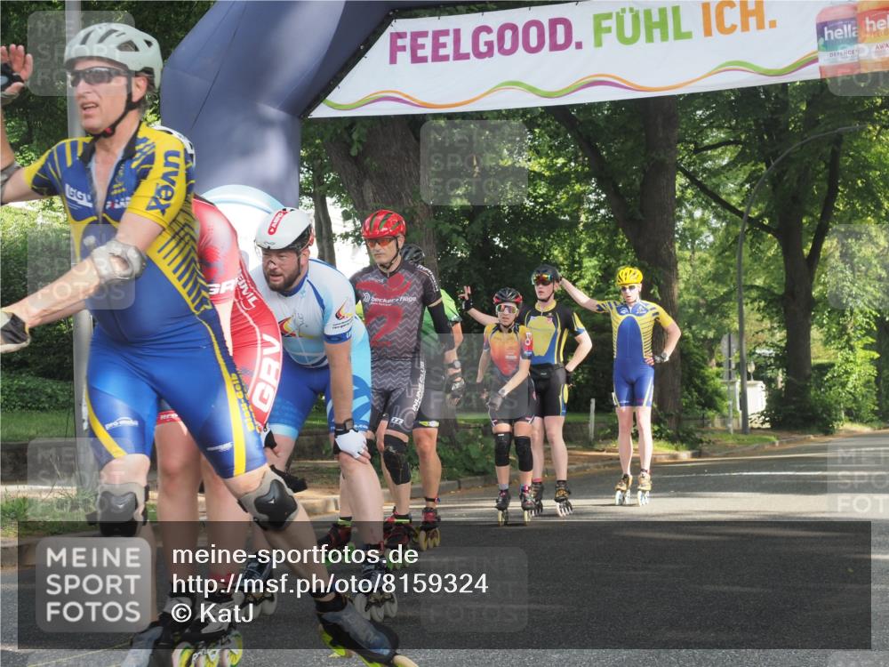 29.06.2025 - hella hamburg halbmarathon KatJ http://msf.ph/oto/8159324 29.06.2025 09:06:22 Zwischen KM18-KM19  meine-sportfotos.de