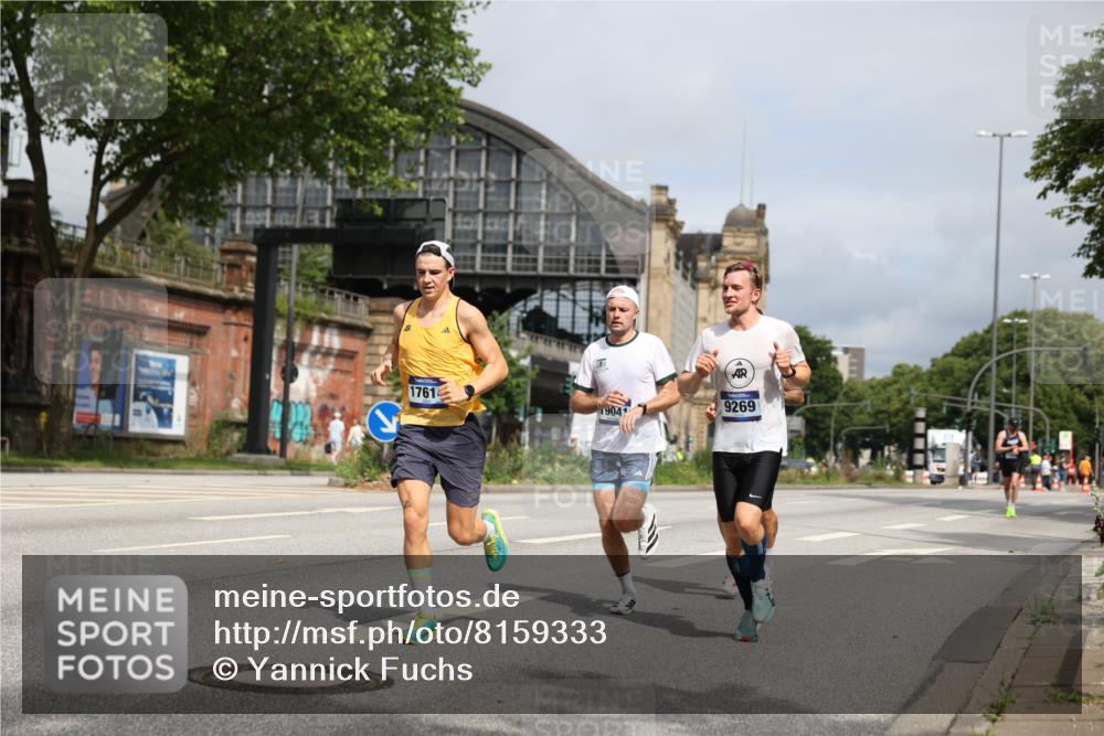 29.06.2025 - hella hamburg halbmarathon Yannick Fuchs http://msf.ph/oto/8159333 29.06.2025 10:19:40 20KM 2459, 5612, 7142, 7331, 7855, 9269, 11678, 14506, 14753, 17614, 18569, 18695, 19041 meine-sportfotos.de