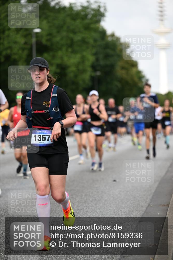 29.06.2025 - hella hamburg halbmarathon Dr. Thomas Lammeyer http://msf.ph/oto/8159336 29.06.2025 10:08:29 Kennedybrücke 1032, 1161, 1367, 1377, 1674, 2011, 2979, 3413, 3488, 4488, 4904, 5354, 5363, 5365, 5976, 6706, 6709, 10213, 10756, 10962 meine-sportfotos.de