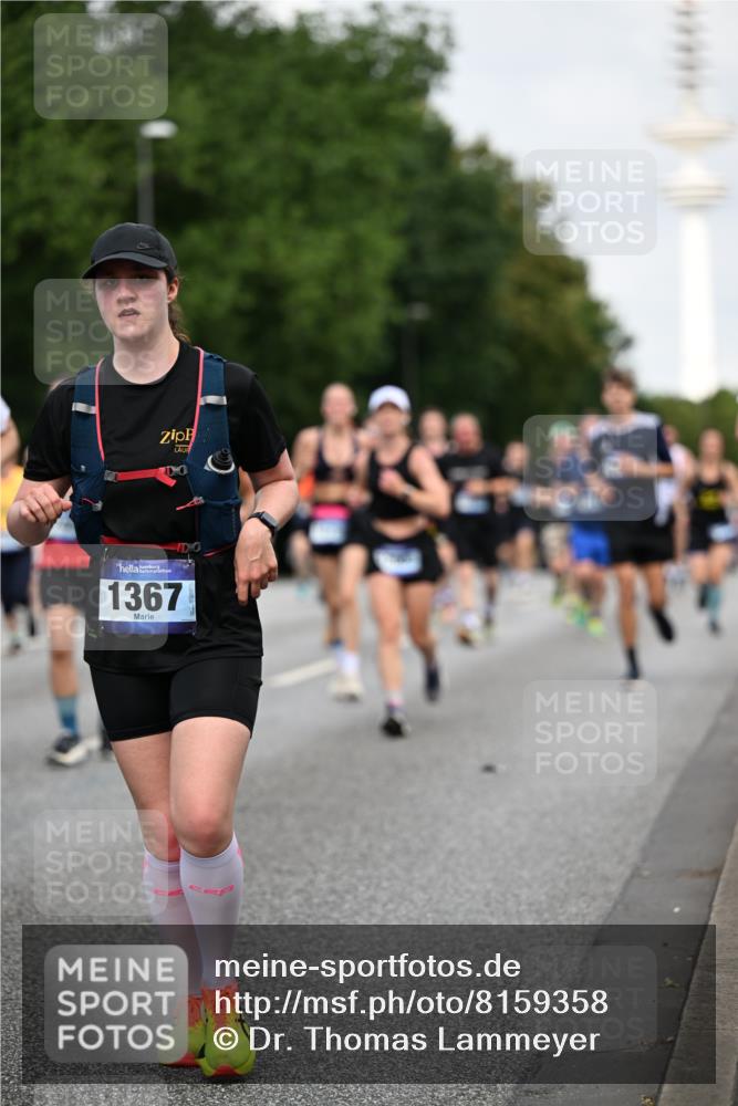 29.06.2025 - hella hamburg halbmarathon Dr. Thomas Lammeyer http://msf.ph/oto/8159358 29.06.2025 10:08:29 Kennedybrücke 1032, 1161, 1367, 1377, 1674, 2011, 2979, 3413, 3488, 4488, 4904, 5354, 5363, 5365, 5976, 6706, 6709, 10213, 10756, 10962 meine-sportfotos.de