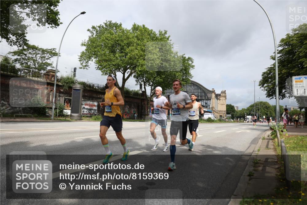 29.06.2025 - hella hamburg halbmarathon Yannick Fuchs http://msf.ph/oto/8159369 29.06.2025 10:19:41 20KM 2459, 5612, 7142, 7331, 7855, 9269, 11678, 14506, 14753, 17614, 18569, 18695, 19041 meine-sportfotos.de