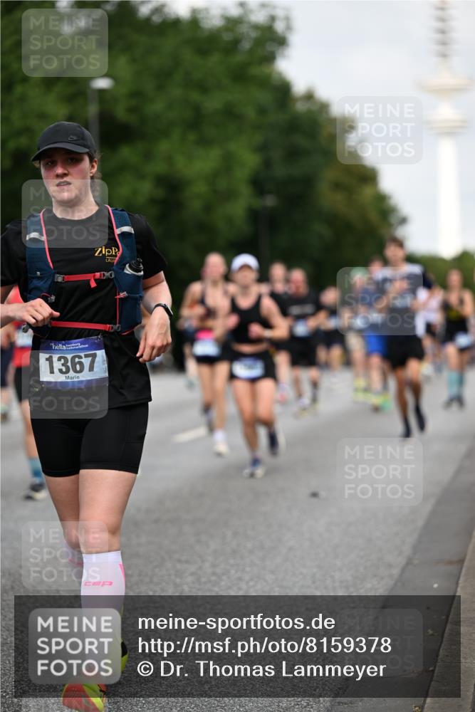29.06.2025 - hella hamburg halbmarathon Dr. Thomas Lammeyer http://msf.ph/oto/8159378 29.06.2025 10:08:29 Kennedybrücke 1032, 1161, 1367, 1377, 1674, 2011, 2979, 3413, 3488, 4488, 4904, 5354, 5363, 5365, 5976, 6706, 6709, 10213, 10756, 10962 meine-sportfotos.de