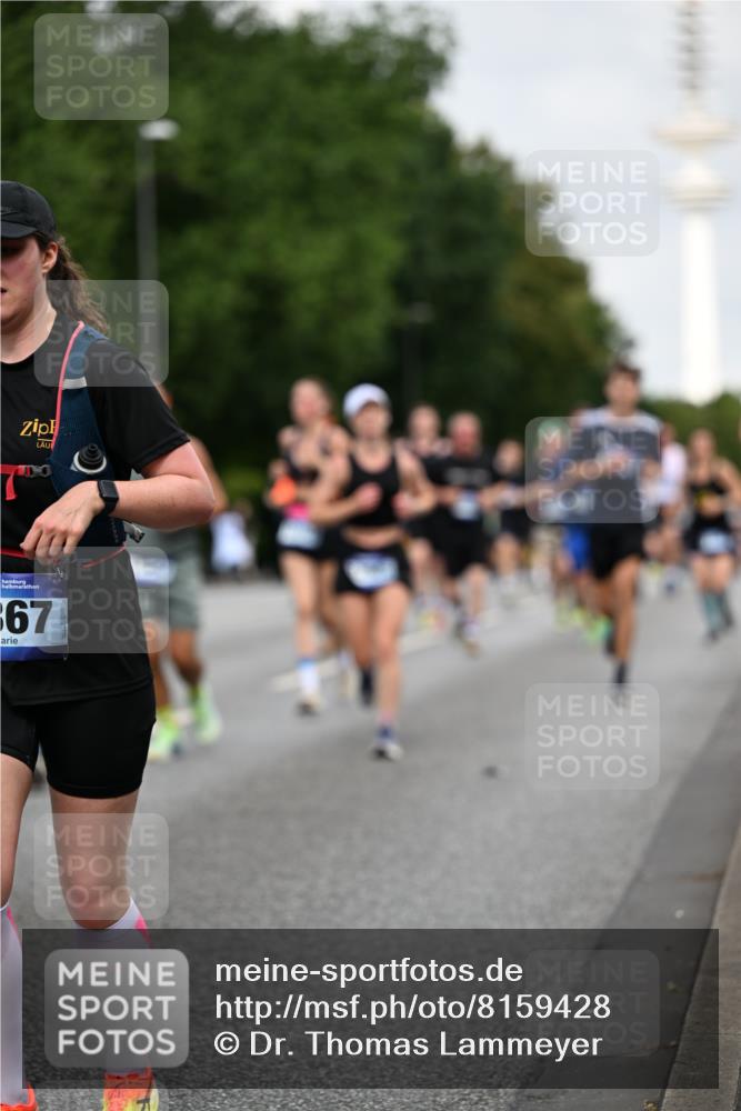 29.06.2025 - hella hamburg halbmarathon Dr. Thomas Lammeyer http://msf.ph/oto/8159428 29.06.2025 10:08:29 Kennedybrücke 1032, 1161, 1367, 1377, 1674, 2011, 2979, 3413, 3488, 4488, 4904, 5354, 5363, 5365, 5976, 6706, 6709, 10213, 10756, 10962 meine-sportfotos.de