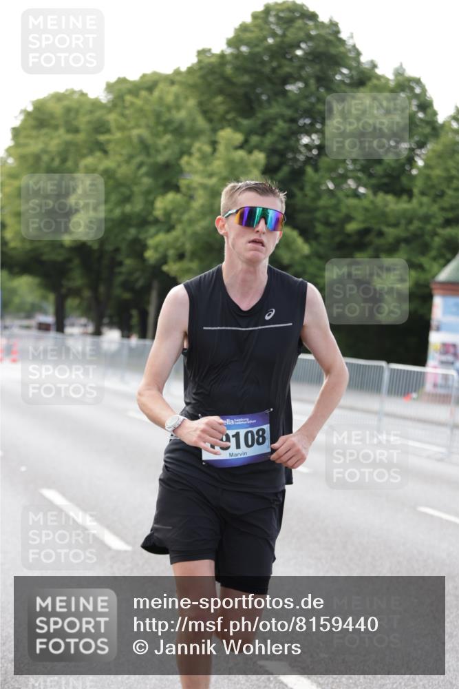 29.06.2025 - hella hamburg halbmarathon Jannik Wohlers http://msf.ph/oto/8159440 29.06.2025 09:39:12 Lombardsbrücke 51, 6699, 11342, 13016, 14932, 15166, 16548, 18694, 18848, 19108 meine-sportfotos.de