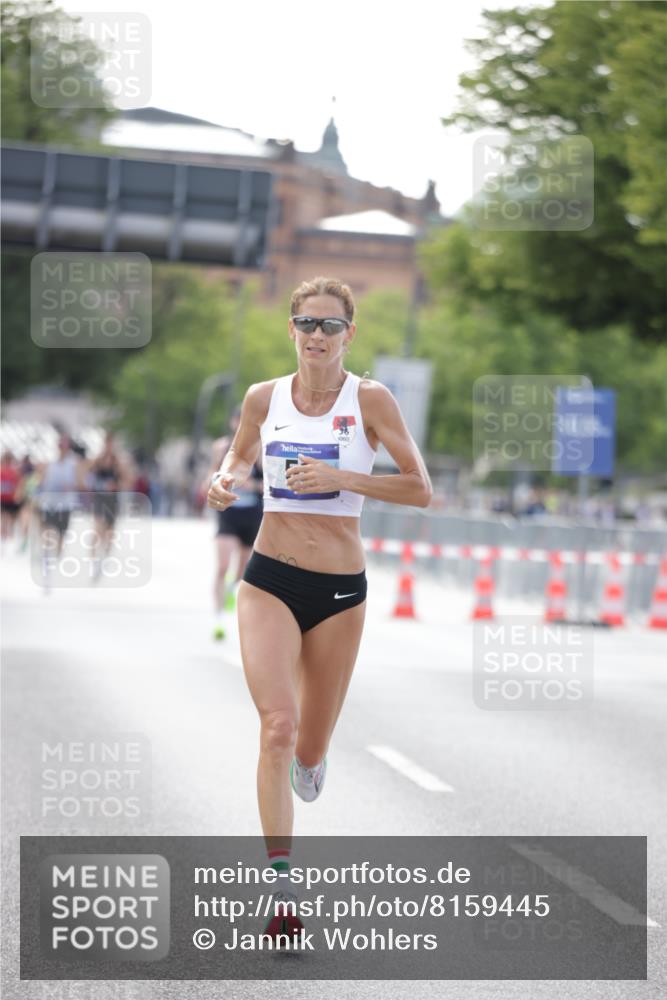 29.06.2025 - hella hamburg halbmarathon Jannik Wohlers http://msf.ph/oto/8159445 29.06.2025 09:39:14 Lombardsbrücke 51, 6699, 11342, 13016, 14932, 15166, 16548, 18694, 18848, 19108 meine-sportfotos.de