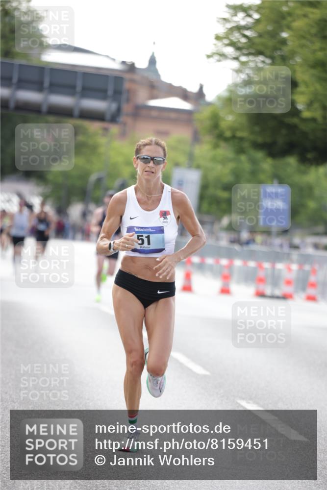 29.06.2025 - hella hamburg halbmarathon Jannik Wohlers http://msf.ph/oto/8159451 29.06.2025 09:39:14 Lombardsbrücke 51, 6699, 11342, 13016, 14932, 15166, 16548, 18694, 18848, 19108 meine-sportfotos.de