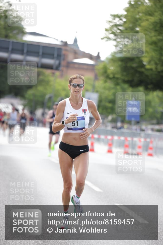 29.06.2025 - hella hamburg halbmarathon Jannik Wohlers http://msf.ph/oto/8159457 29.06.2025 09:39:14 Lombardsbrücke 51, 6699, 11342, 13016, 14932, 15166, 16548, 18694, 18848, 19108 meine-sportfotos.de