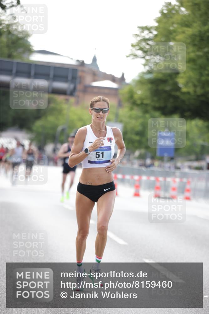 29.06.2025 - hella hamburg halbmarathon Jannik Wohlers http://msf.ph/oto/8159460 29.06.2025 09:39:14 Lombardsbrücke 51, 6699, 11342, 13016, 14932, 15166, 16548, 18694, 18848, 19108 meine-sportfotos.de