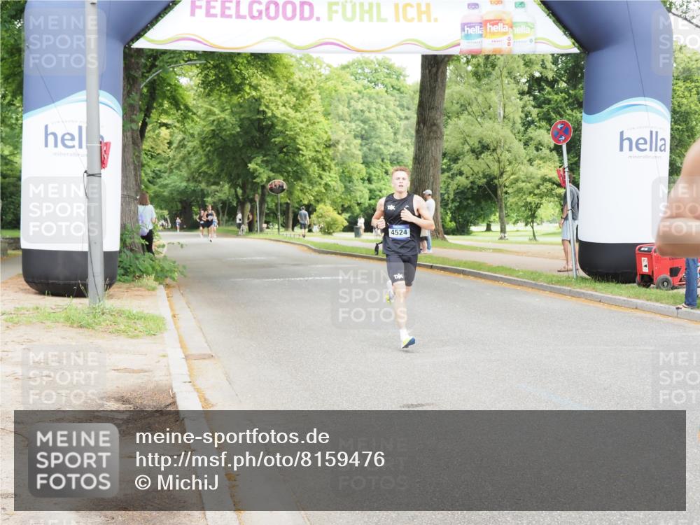 29.06.2025 - hella hamburg halbmarathon MichiJ http://msf.ph/oto/8159476 29.06.2025 10:09:57 Zwischen KM18-KM19 53, 2144, 6380 meine-sportfotos.de