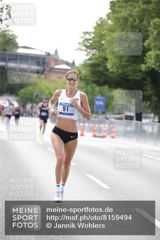 29.06.2025 - hella hamburg halbmarathon Jannik Wohlers http://msf.ph/oto/8159494 29.06.2025 09:39:14 Lombardsbrücke 51, 6699, 11342, 13016, 14932, 15166, 16548, 18694, 18848, 19108 meine-sportfotos.de