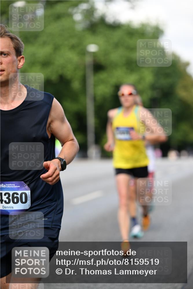 29.06.2025 - hella hamburg halbmarathon Dr. Thomas Lammeyer http://msf.ph/oto/8159519 29.06.2025 09:43:58 Kennedybrücke  meine-sportfotos.de
