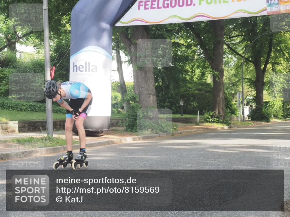 29.06.2025 - hella hamburg halbmarathon KatJ http://msf.ph/oto/8159569 29.06.2025 09:06:37 Zwischen KM18-KM19  meine-sportfotos.de
