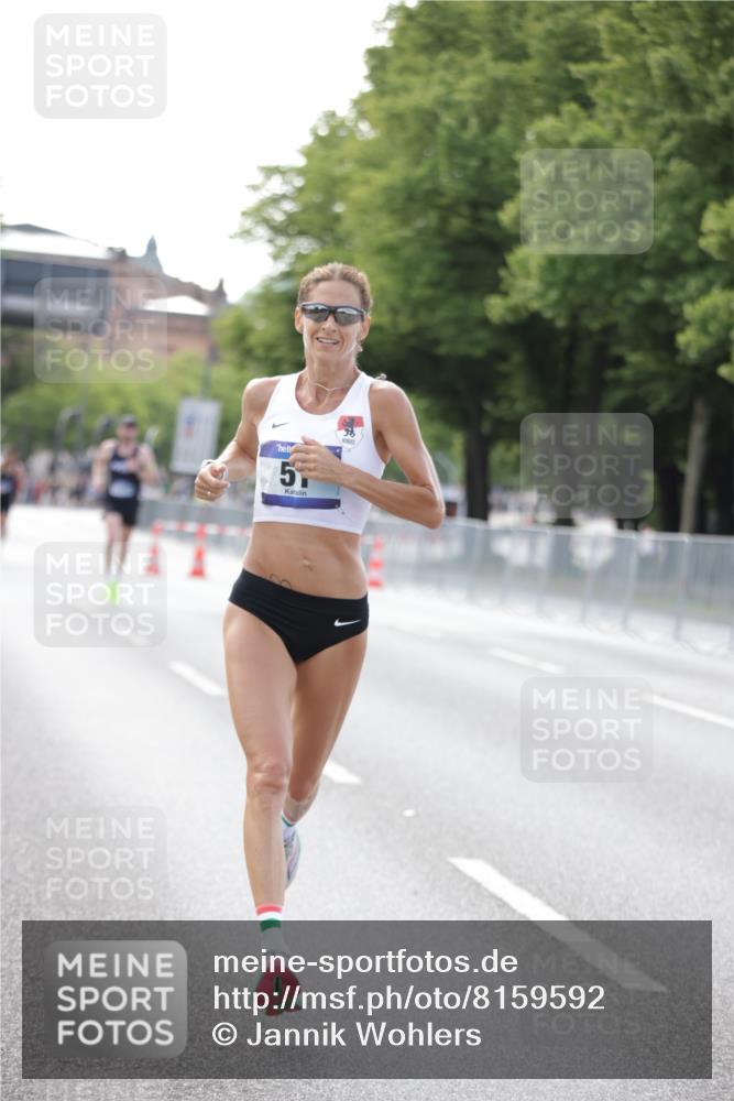 29.06.2025 - hella hamburg halbmarathon Jannik Wohlers http://msf.ph/oto/8159592 29.06.2025 09:39:15 Lombardsbrücke 51, 6699, 11342, 13016, 14932, 15166, 16548, 18848, 19108 meine-sportfotos.de